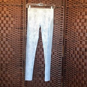 Rock & Republic snake print leggings Size M